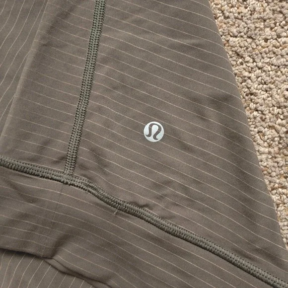 Lululemon Swiftly Tech Long Sleeve Top Camo‎ Sleeve Stripe Olive Green Women's M - Picture 7 of 12
